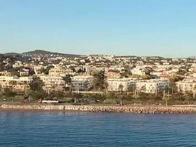 Antibes 06600 Achat / Vente appartement 4 pièces t4 au dernier étage parking