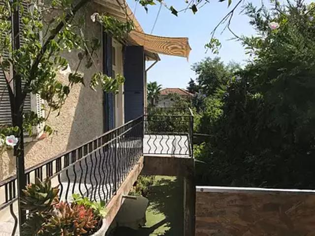 Antibes 06600 Location appartement 3 pièces t3 terrasse balcon