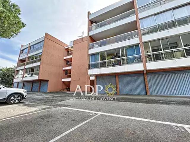 Antibes 06600 Location parking