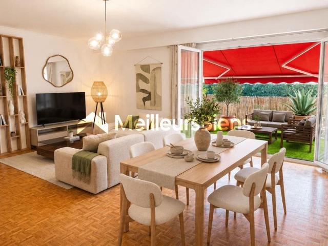Antibes 3 pièces 81 m² avec Terasse + parking privatif 81m² Antibes