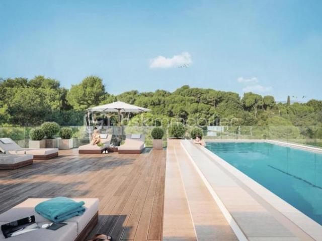 ANTIBES – 3P AVEC VUE MER et collines, TERRASSE ET PISCINE ROOFTOP