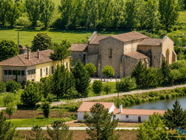 Antigo mosteiro do séc. XII à venda, 20 ha, Norte Portugal | 26084097414