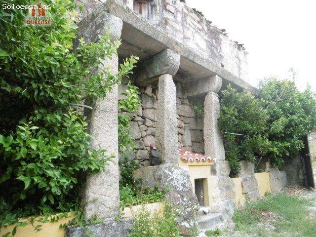 ANTIGUA CASA PARA REFORMAR CERCA DEL POLÍGONO DE SAN CIBRAO