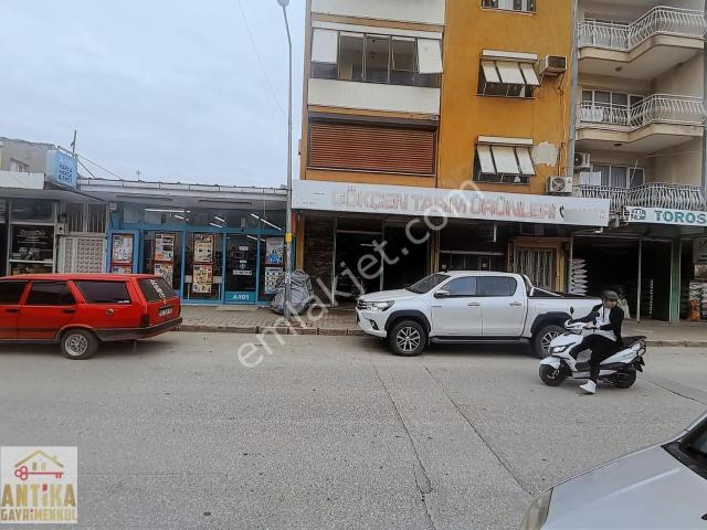 Antika Gayrimenkulden Cumhuriyet Mah. 200 M² Kiralık Dükkan