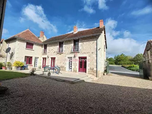 Antogny le Tillac 37800 Achat / Vente maison 6 pièces t6 terrasse parking