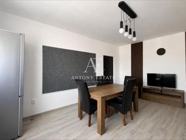 Antony Estate|Chirie 3 camere, Openspace, Iorga Oradea