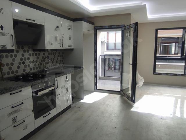 Antre Emlak'tan Satılık Gülyaka Mahallesinde Doğalgazlı,Asansörlü,Otoparklı 2+1,Sıfır Daire