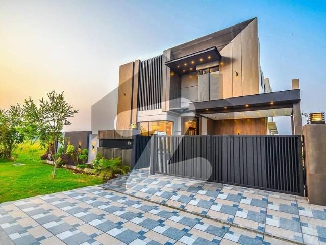 Anw real estate proudly offers: 1 kanal elegant and fully maintained super hot located bungalow is available in the best block of dha phase 6 lahore
