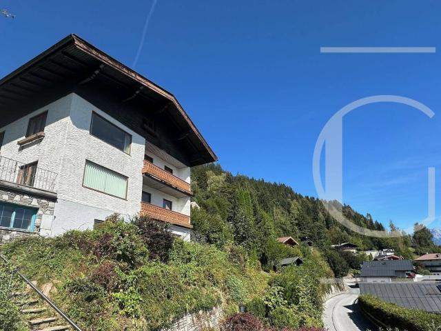 Anwesen mit Sanierungspotential in exklusiver Lage und atemberaubendem Berg & Seeblick in Zell am See!