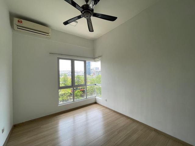 Anyaman residence sungai besi freehold below market value