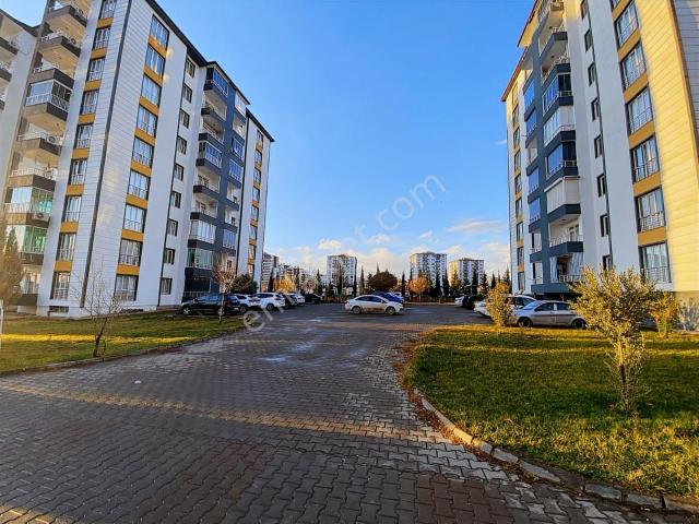 Anyapı Emlaktan Altınşehir Manasevlerinde Kiralık 3+1 Daire