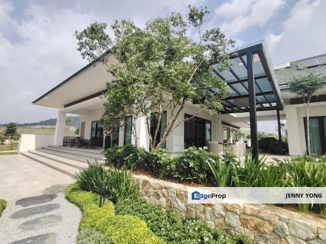 Anyara Hills