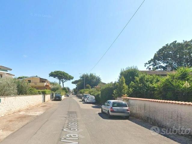 Anzio accogliente trilocale in villa