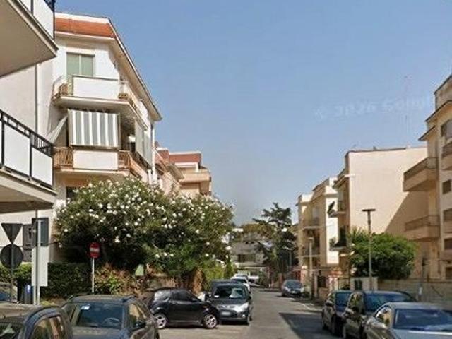 Anzio accogliente quadrilocale arredato