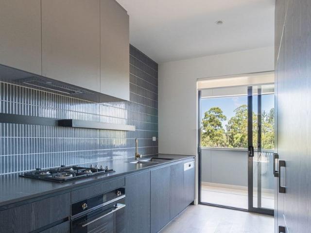 As New 4 Level Townhouse