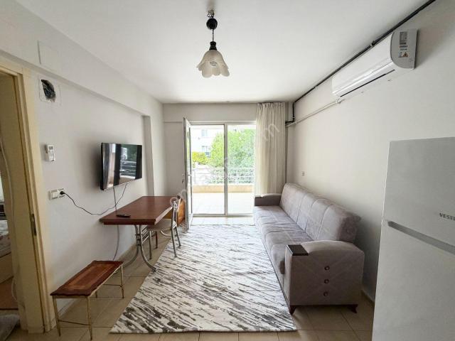 Asmalıevler Üniversiteye Yakın Isınma Dahil Balkonlu Klimalı Kiralık 1+1 Apart