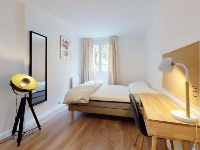 Asnières Zola Private Room 2