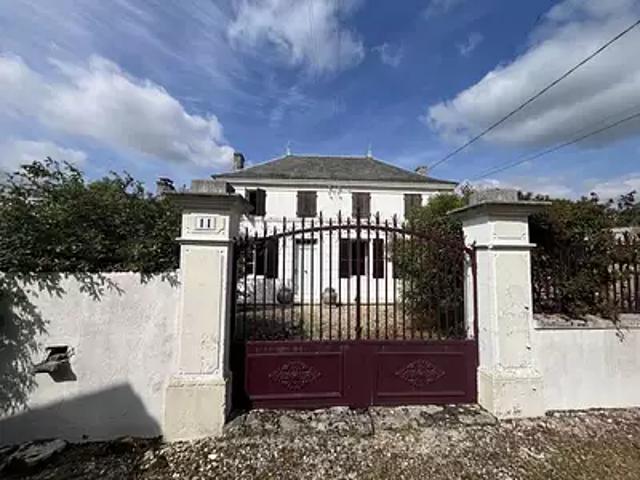 Asnières la Giraud 17400 Achat / Vente maison 3 pièces t3 parking