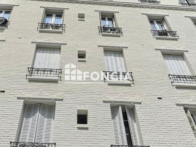 Asnières sur Seine – 2 Pièces 29,14 m² – Entièrement Rénové & Immeuble Ravalé Libre en Décembre 2026