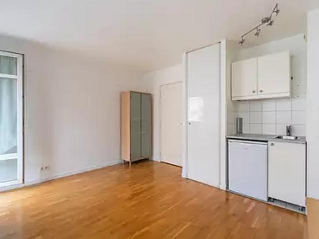 Asnières sur Seine 92600 Achat / Vente appartement 1 pièce t1 balcon