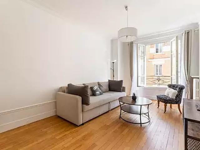 Asnières sur Seine 92600 Achat / Vente appartement 2 pièces t2 cave