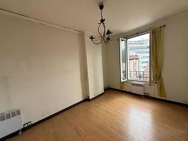 Asnières sur Seine 92600 Achat / Vente appartement 2 pièces t2 cave