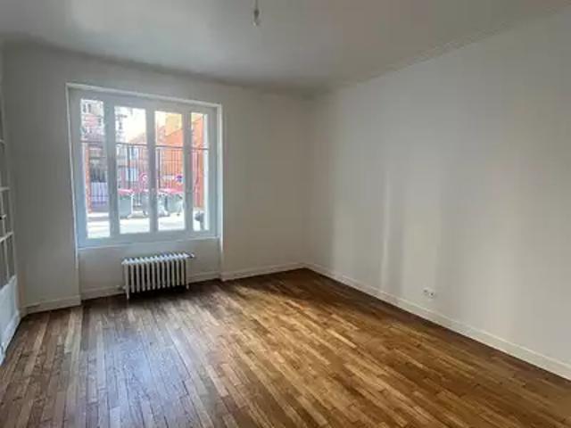 Asnières sur Seine 92600 Achat / Vente appartement 2 pièces t2 cave