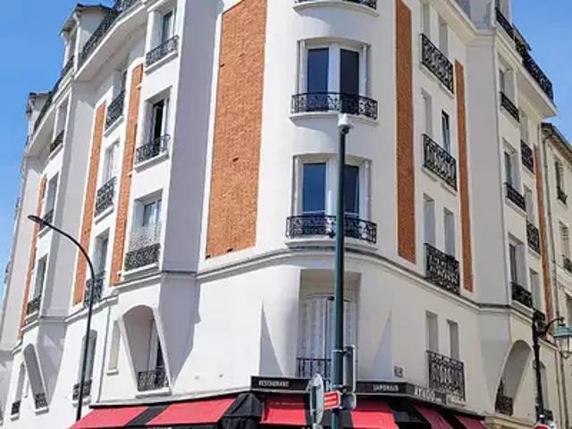 Asnières sur Seine 92600 Achat / Vente appartement 2 pièces t2 au dernier étage