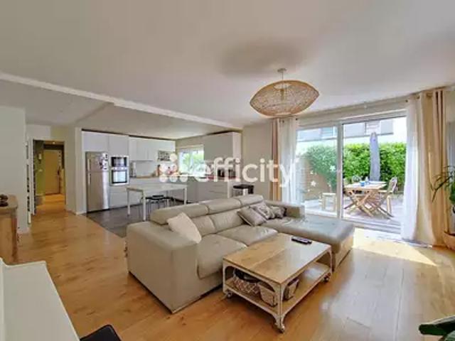 Asnières sur Seine 92600 Achat / Vente appartement 5 pièces t5 terrasse cave