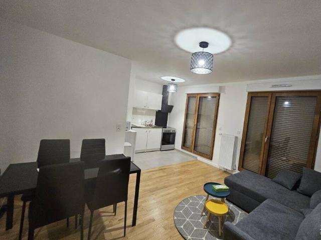 Asnières sur Seine Location Appartement 92