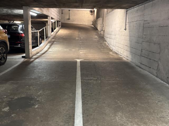 ASNIERES/BECON PARKING