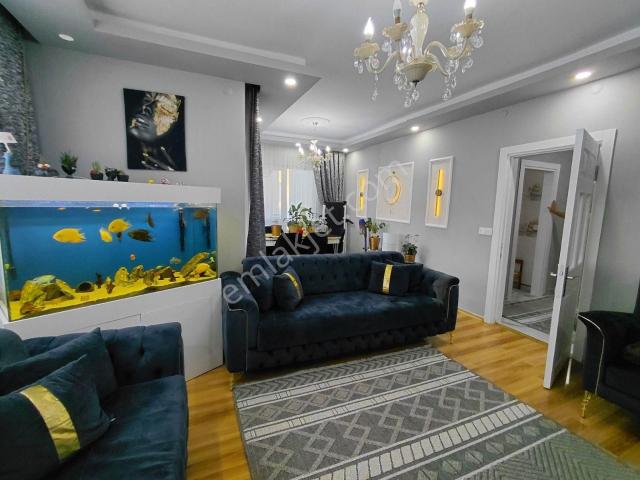 Asansörsüz 3+1 İçi Full Yapılı Tramvay'a Okullara 5dk