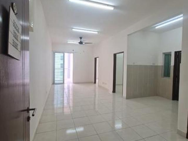 Ascotte Boulevard Semenyih Pool View unit LOW DEPOSIT 100 LOAN