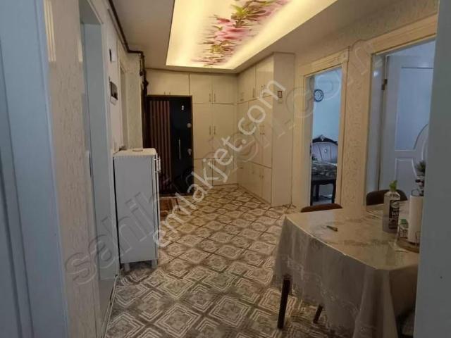 Asel Gayrımenkul'den 75.yıl Mah. 2+1 D.gazlı Satılık Göbek Daire