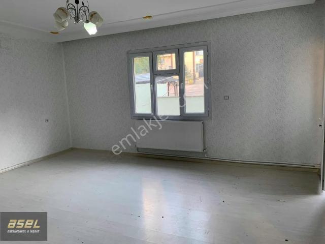 Asel Gayrimenku'den Güneş Mah. 3+1 D.gazlı Kiralık Daire