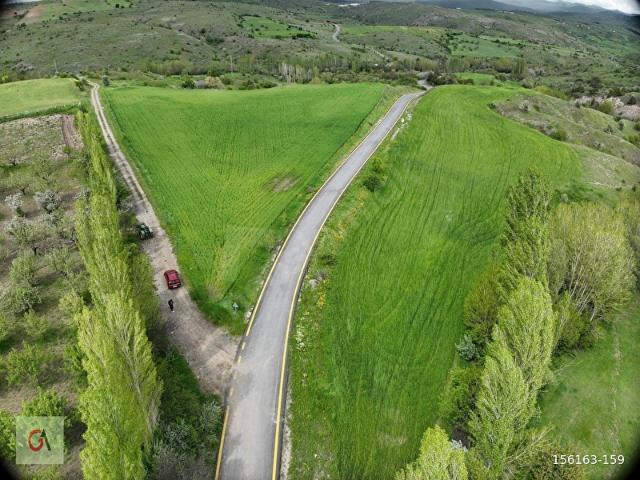ASFALT CEPHELİ MERKEZE 7 KM BESİHANE RUHSATINA UYGUN SÜPER ARAZİ