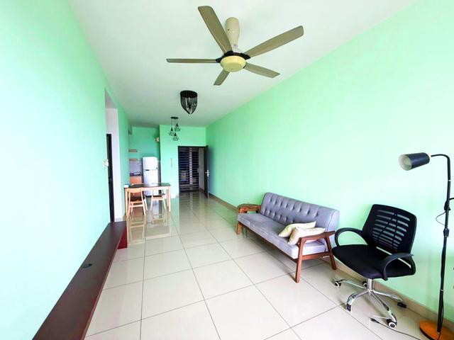 Ashton Tower Condo Facing City Seaview Well Maintained 3R2B
