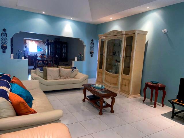 Asha Nagar CHS 2 Bedroom 860 Sq. Ft. Apartment in Mulund West Mumbai Listing ID: #10205