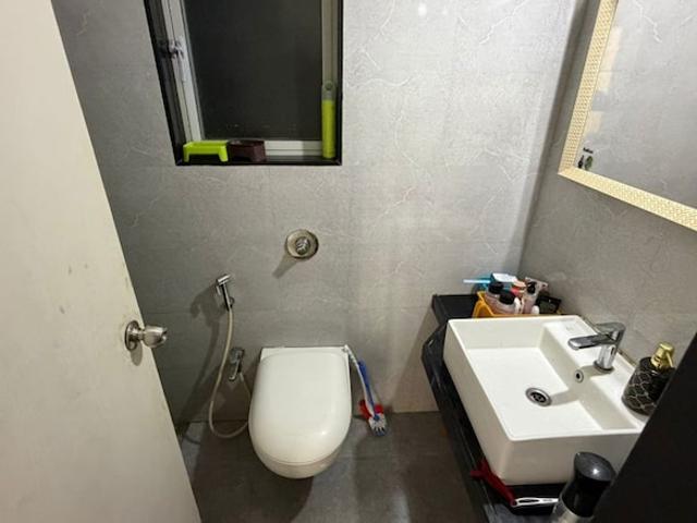 Ashar Metro Towers 2 Bedroom 850 Sq. Ft. Apartment in Vartak Nagar Thane Listing ID: #10356