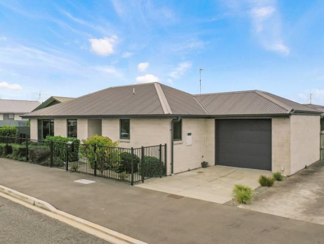 ashburton, 2 bedrooms
