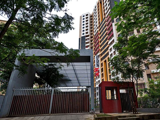 Ashish Swapnalok Towers 3 Bedroom 850 Sq. Ft. Apartment in Goregaon East Mumbai Listing ID: #10363