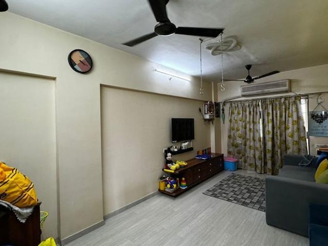 Ashirwad CHS Naupada 1 Bedroom 550 Sq. Ft. Apartment in Naupada Thane Listing ID: #10296
