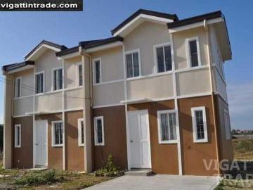 Ashlee Townhouse behind SM Molino
