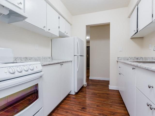 Ashley House Apartments 2 Bedroom Apartment for Rent at 5100 Capitol Dr, Burnaby, BC V5B 4S7 Capitol Hill