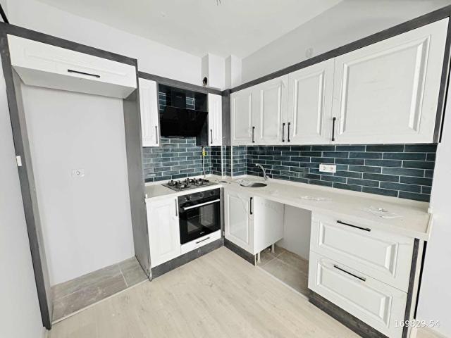 ASİL EMLAK'tan MURADİYE MAH'sinde 2+1 ARA KAT, SIFIR DAİRE