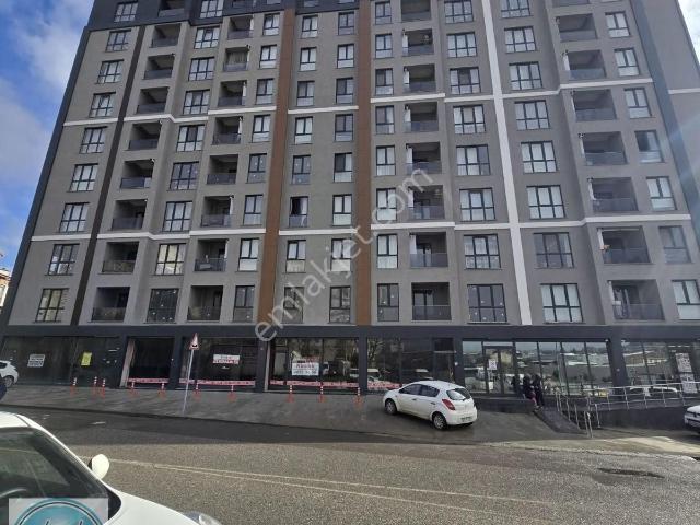 Asia'dan Metroya Yakın Merkezi Konumda Kiralık 1+1 Daire