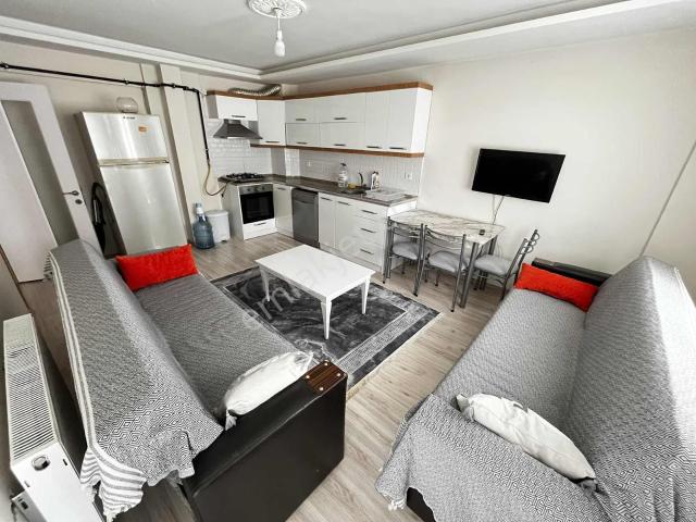 Asil Emlak'tan Muradiye 23 Nisan Parkı Civarı 2+1 Eşyalı Daire