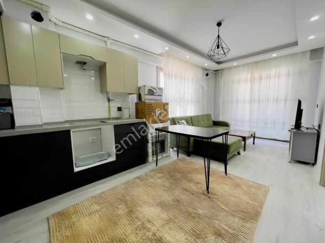 Asil Emlak'tan Muradiye'de Sıfır 1+1 Eşyalı Daire