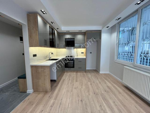 Asil'den Basın Sitesinde Ana Cadde Yakını 3+1 Arakat Tadilatlı Daire
