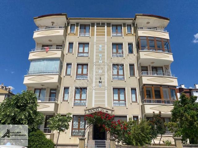 Asilzade Den Güzelyurt Ta Merkezi Konumlu Kiralık Daire 2+1